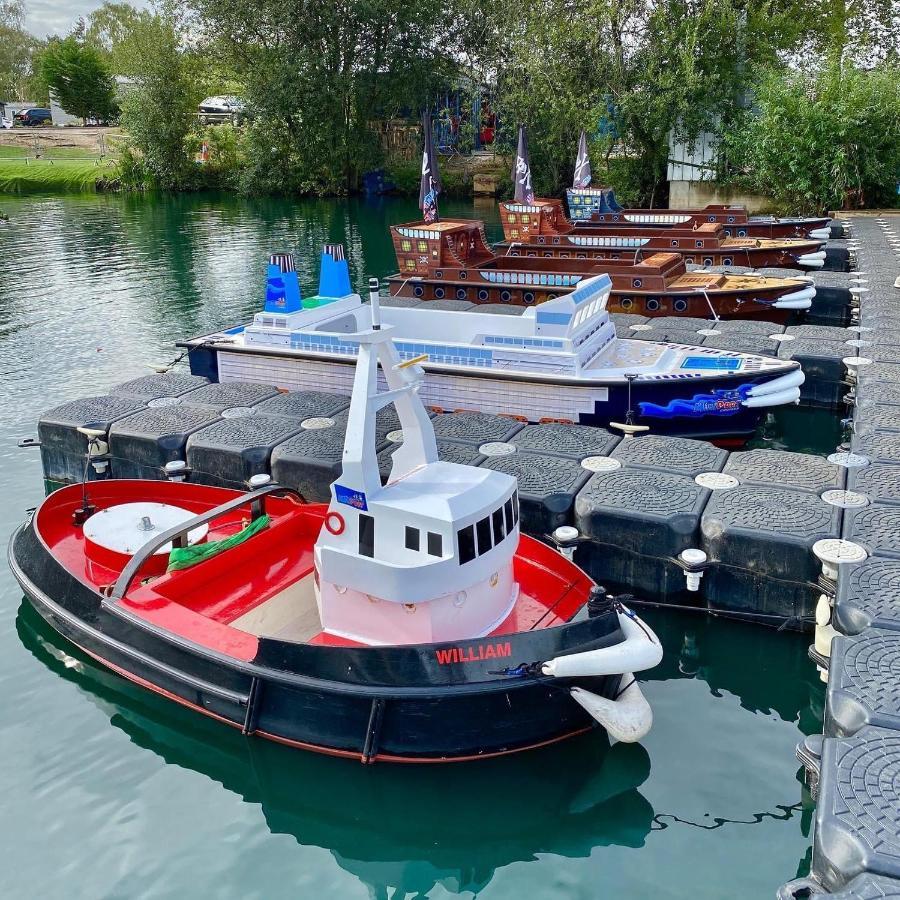 Holiday Home Breaks At Tattershall Lakes Lincoln Exterior foto