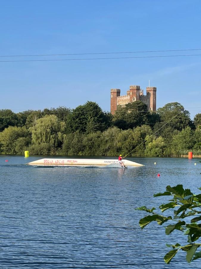 Holiday Home Breaks At Tattershall Lakes Lincoln Exterior foto